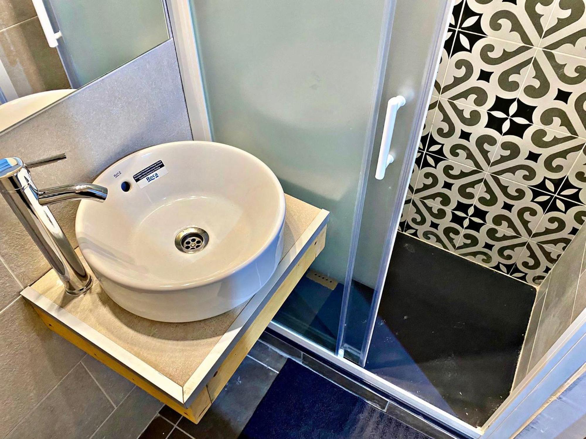 Nice In By Perita Next Metro St T1 Apartment
