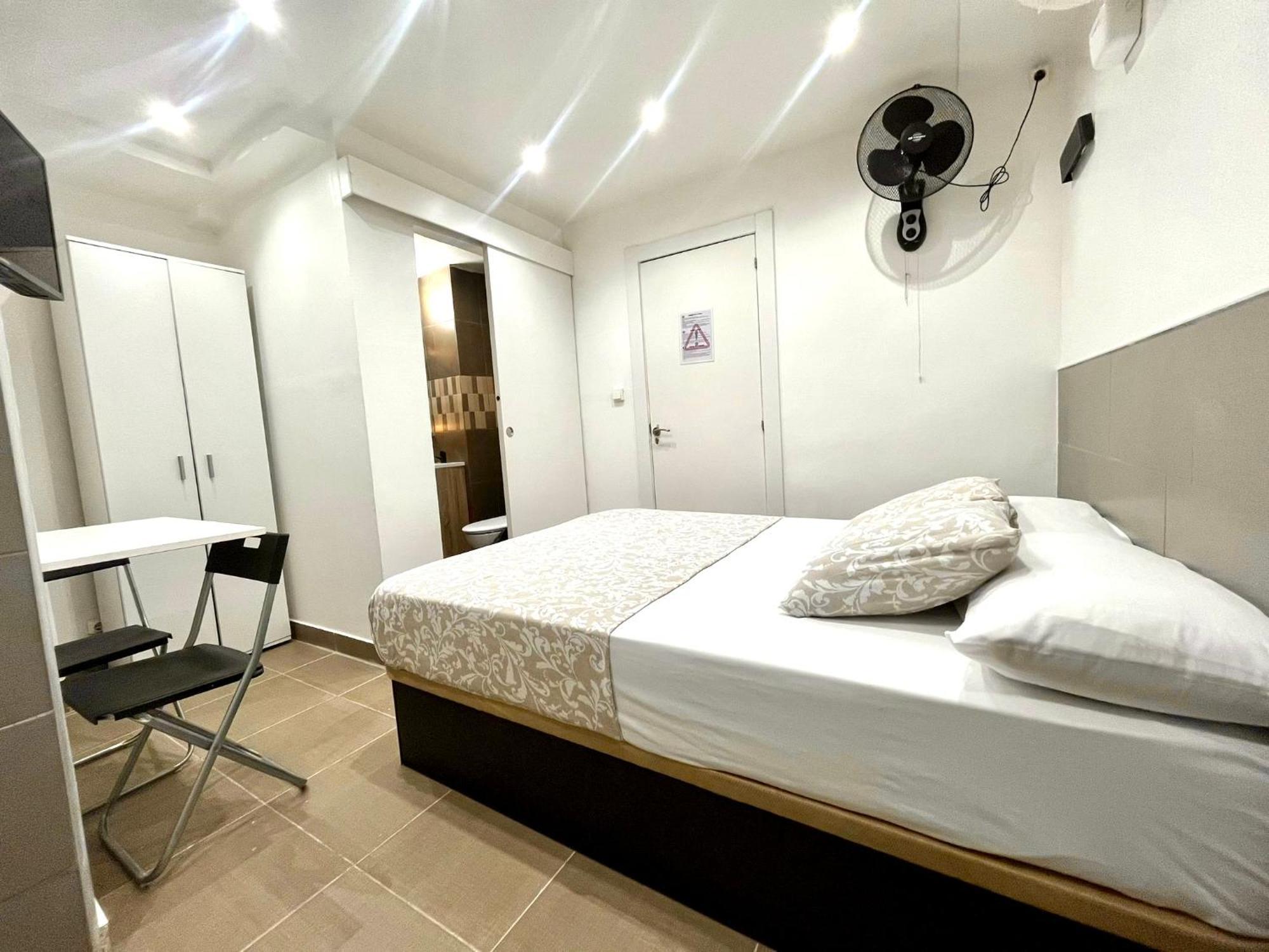 Apartment Nice In By Perita Next Metro St T1 Barcelona