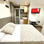 Nice Apartment In Barcelona By Perita Next Metro St T1